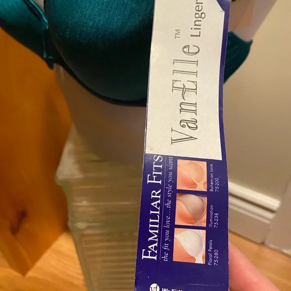 Teal Underwire Bra 36B - Picture 2 of 5